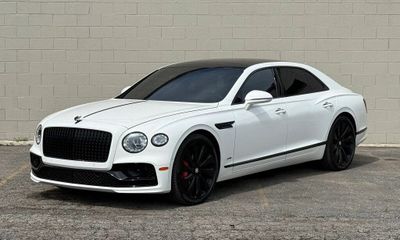 2021 Bentley Flying Spur W12 Sedan