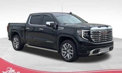2023 GMC Sierra Denali