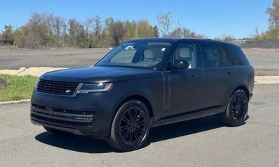 2026 Land Rover Range SE