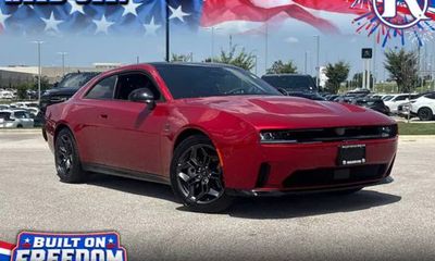 2025 Dodge Charger Daytona R T