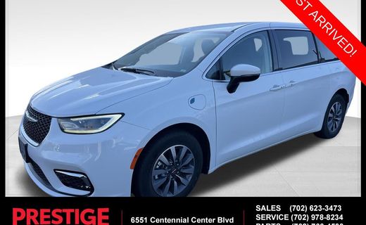 2023 Chrysler Pacifica Touring L