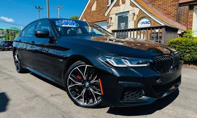 2023 BMW 530E Hybrid Plug