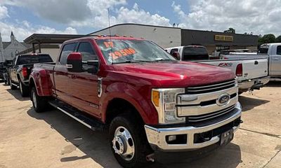 2017 Ford F-350 Lariat