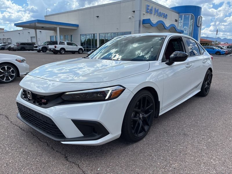 2024 Honda Civic Si — a typically priced live listing
