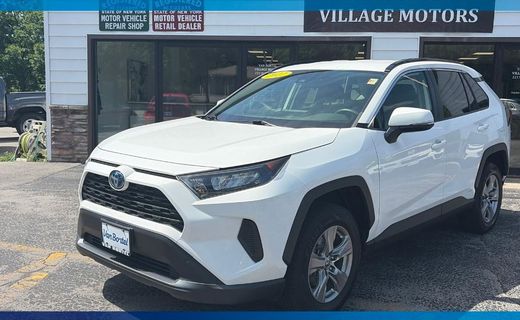 2022 Toyota RAV4 LE
