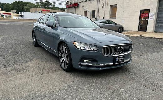 2023 Volvo S90 Plus Bright With