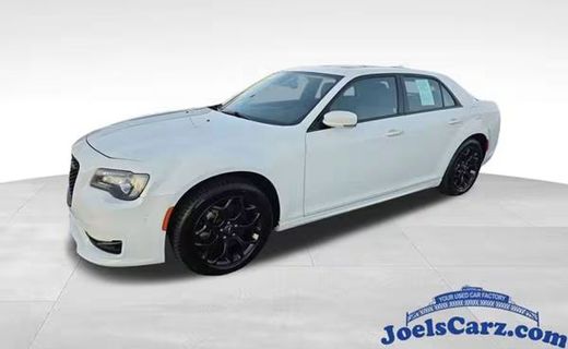 2023 Chrysler 300 Touring L