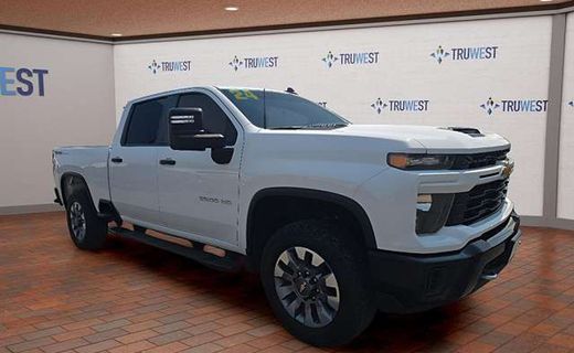 2024 Chevrolet Silverado HD Custom