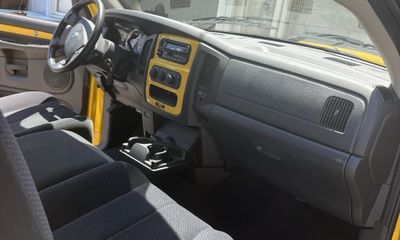 2005 Dodge RAM ST
