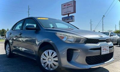 2019 Kia RIO LX S