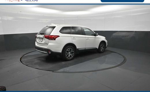 2018 Mitsubishi Outlander SE