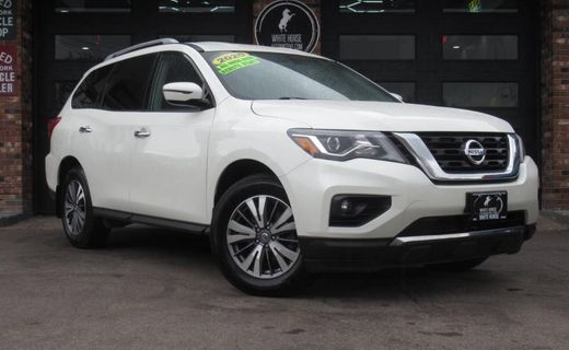 2020 Nissan Pathfinder SV