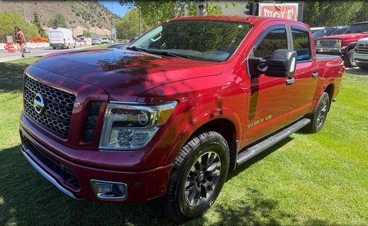 2018 Nissan Titan SV