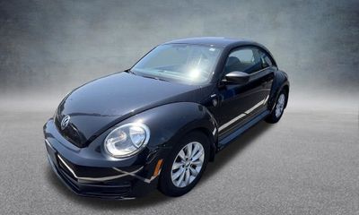 2016 Volkswagen Beetle 1 8T S