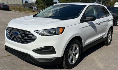 2019 Ford Edge SE