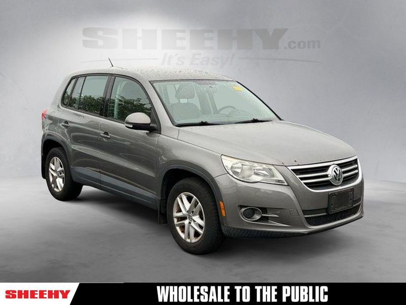 2011 Volkswagen Tiguan — a typically priced live listing