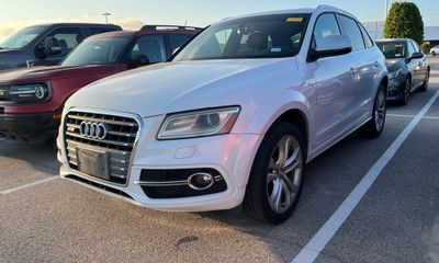 2014 Audi SQ5 Premium Plus