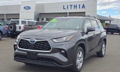 2022 Toyota Highlander LE