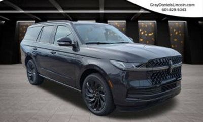 2027 Lincoln Navigator Reserve