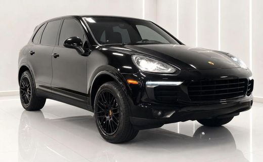 2017 Porsche Cayenne Platinum Edition
