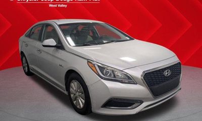 2016 Hyundai Sonata GL Middle LOW