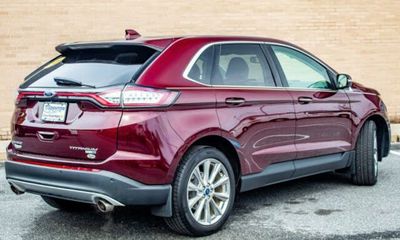 2017 Ford Edge Titanium