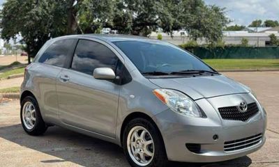 2007 Toyota Yaris Base