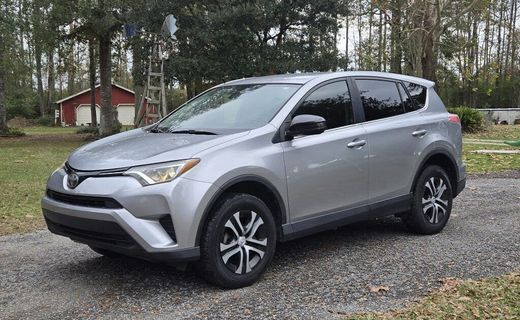 2018 Toyota RAV4 LE