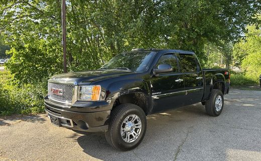 2011 GMC Sierra Denali