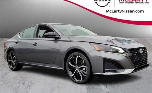 2024 Nissan Altima SR