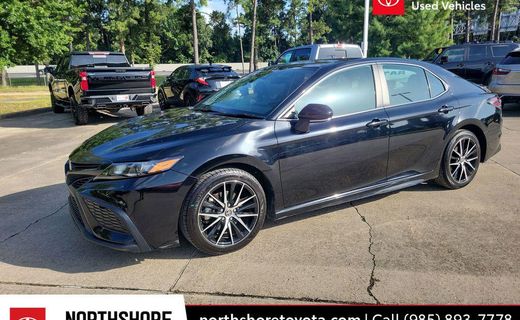 2024 Toyota Camry SE