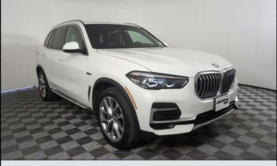 2023 BMW X5 xDrive45e
