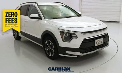 2024 Kia Niro LX