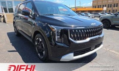 2025 Kia Carnival EX