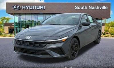 2026 Hyundai Elantra SEL Sport Premium