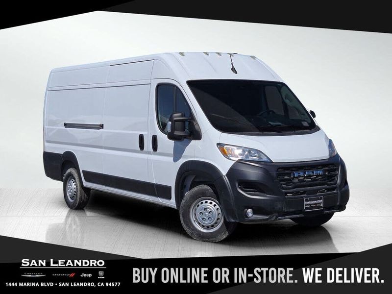 2025 Ram Promaster 3500 — a typically priced live listing