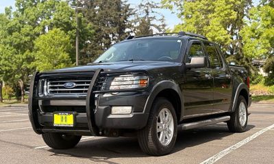 2010 Ford Explorer Sport Trac XLT