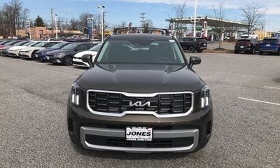 2023 Kia Telluride S