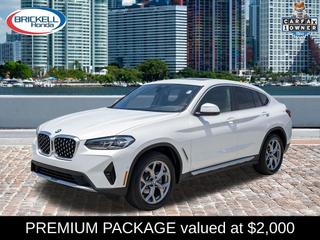 2025 BMW X4 xDrive 30i