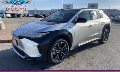 2023 Toyota BZ4X Limited
