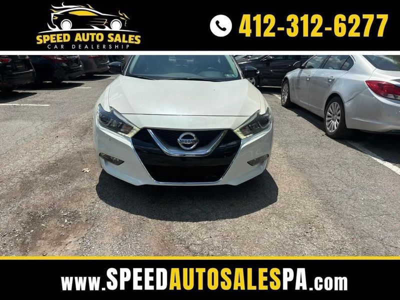 2016 Nissan Maxima — a typically priced live listing