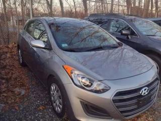 2016 Hyundai Elantra Standard W Style