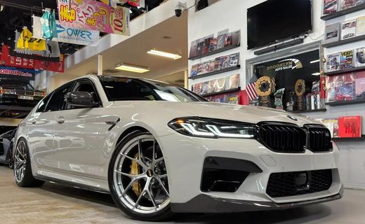 2022 BMW M5