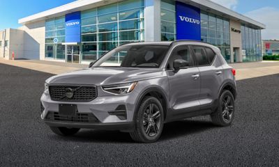 2026 Volvo XC40 Ultra Dark