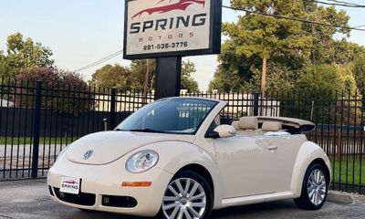 2009 Volkswagen Beetle S