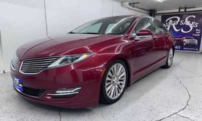 2015 Lincoln MKZ Base