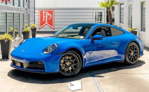 2025 Porsche 911 Carrera