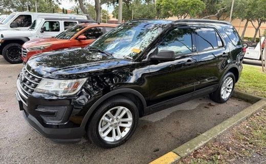 2017 Ford Explorer Base