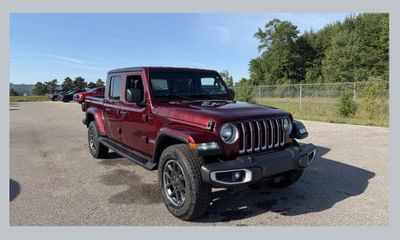 2021 Jeep Gladiator Overland