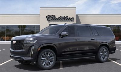 2023 Cadillac Escalade ESV Sport Platinum